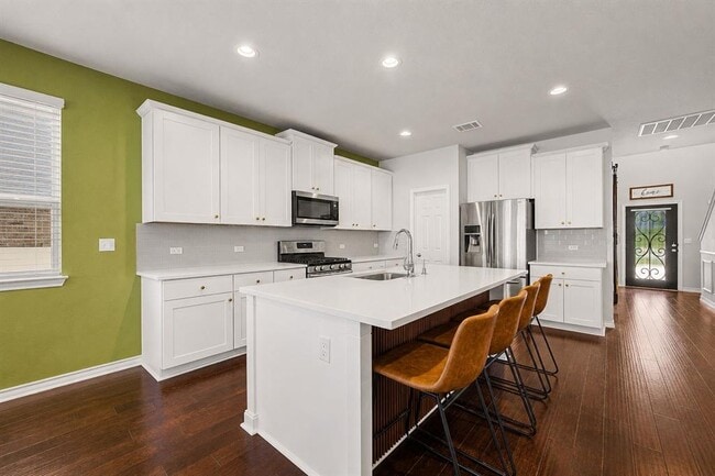 Building Photo - 5809 Lehman Way