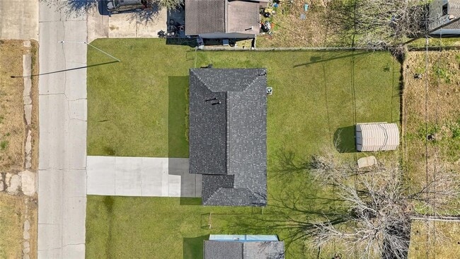 Building Photo - 2126 Hillshire Dr