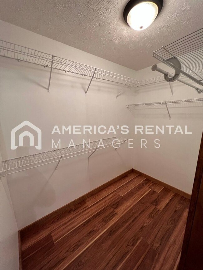 Building Photo - MOVE IN SPECIAL!!! - Home for rent in Lincoln!!! Available NOW!!! - Sign a lease by 5/15/26 to re...