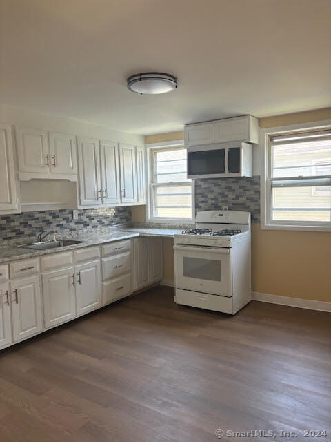 Building Photo - 137 Horace St