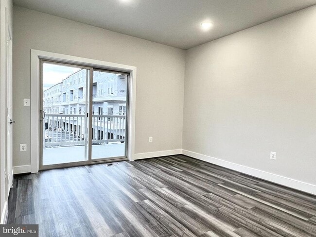 Building Photo - 21 Morrison Dr