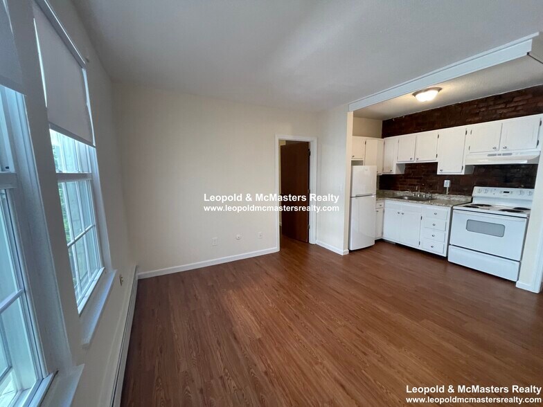 Building Photo - 69 S Huntington Ave