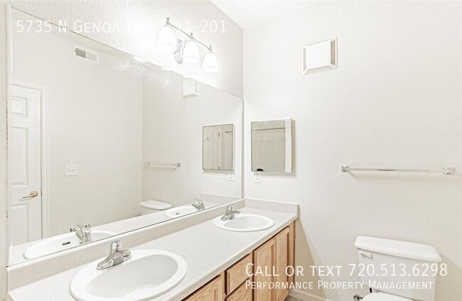 Building Photo - 5735 N Genoa Way