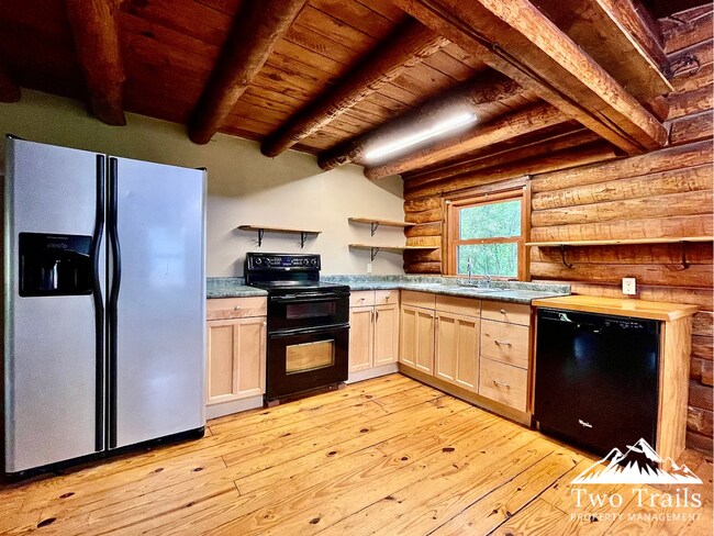 Building Photo - 3 BED/2 BATH CABIN NEAR OSCEOLA LAKE