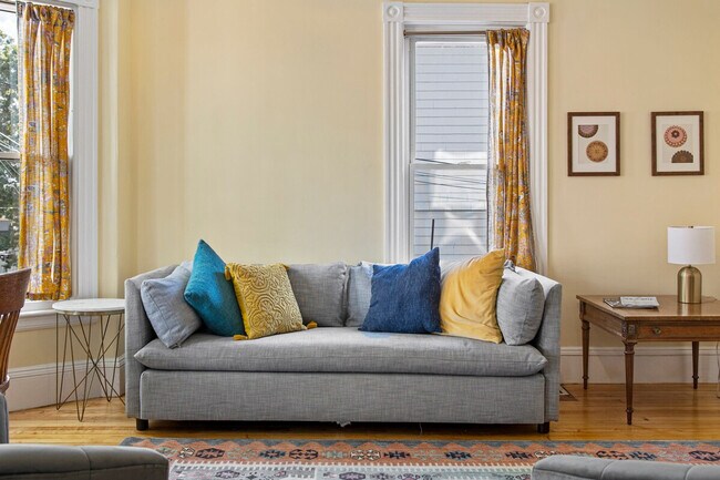 Building Photo - 53 Prescott St