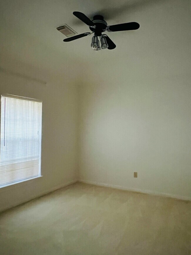 Building Photo - 16911 Ascot Meadow Dr