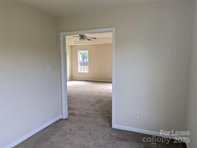 Building Photo - 117 Stallings Mill Dr