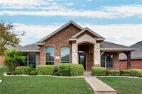 Building Photo - 204 Dancing Light Ln