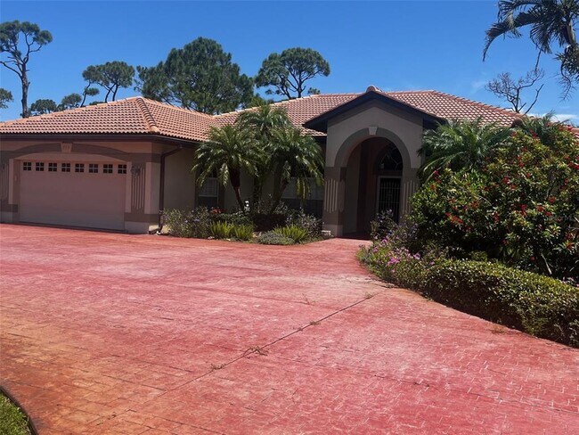 Primary Photo - 915 Park Pl Dr