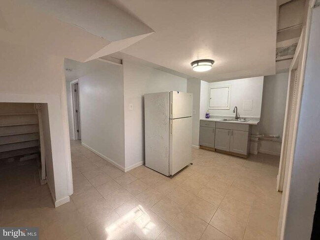 Building Photo - 9722 51st Ave