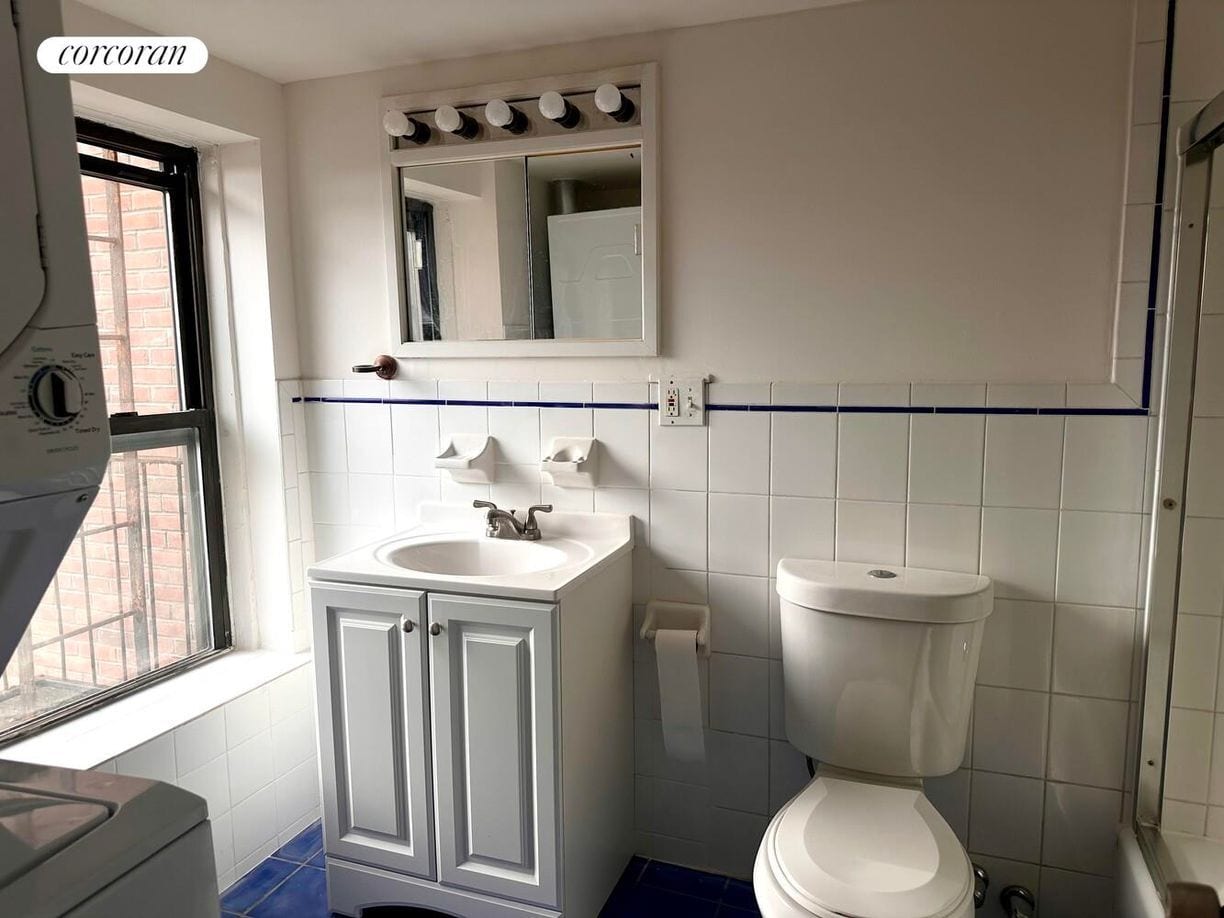 Building Photo - 42 Woodhull St