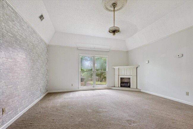 Building Photo - 8428 Bazemore Rd