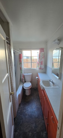 Building Photo - 6417 East Ct