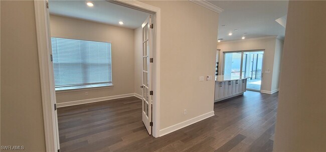 Building Photo - 11909 Molto Dr