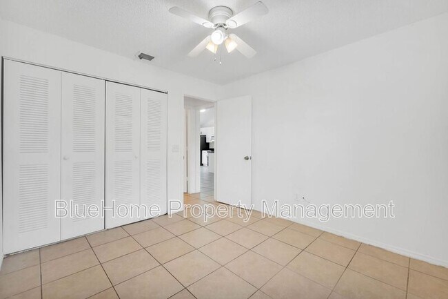 Building Photo - 3651 N Goldenrod Rd
