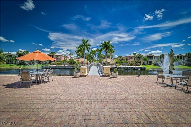 Building Photo - 20201 Estero Gardens Cir