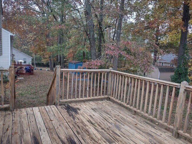 Building Photo - 202 Hookston Way