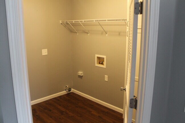 Laundry - 301 S Ohio St