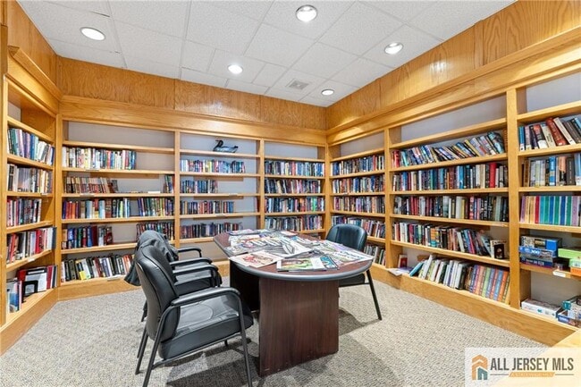 Building Photo - 18C Benjamin Franklin Dr