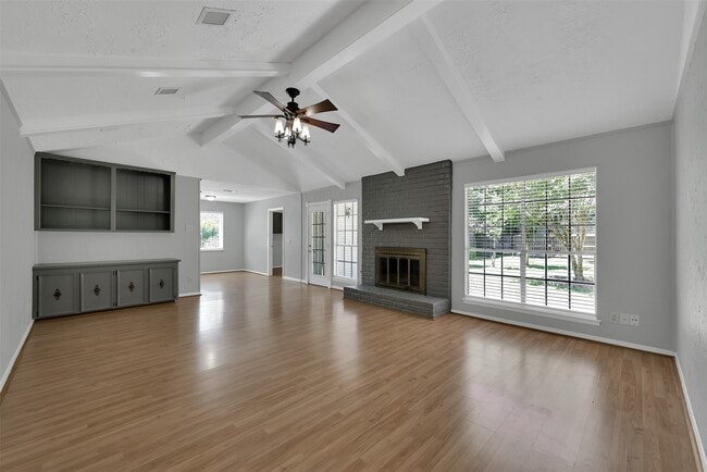 Building Photo - 27121 Wells Ln