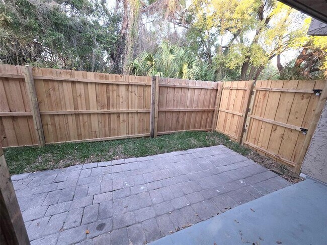 Building Photo - 3907 Coronation Ct