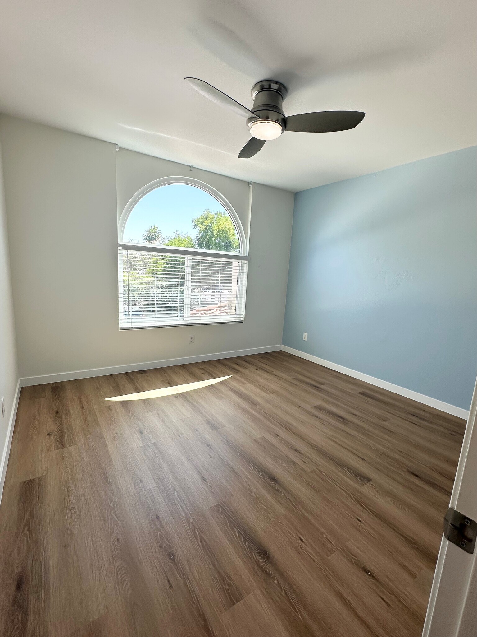 Guest Bedroom - 750 E Northern Ave