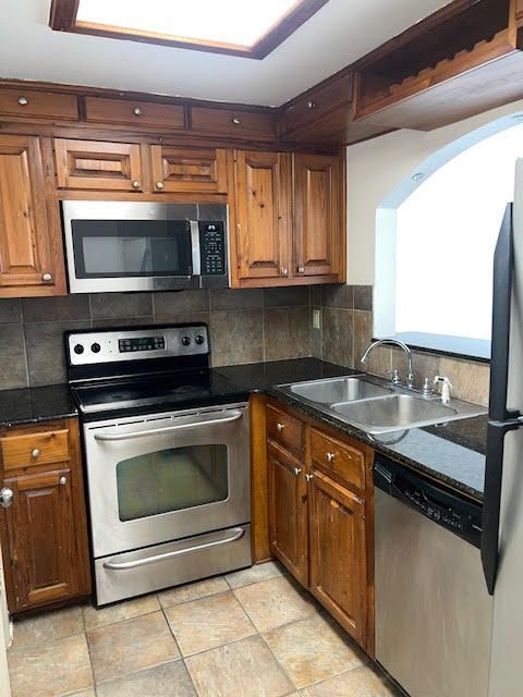 Building Photo - 2045 N 3rd St