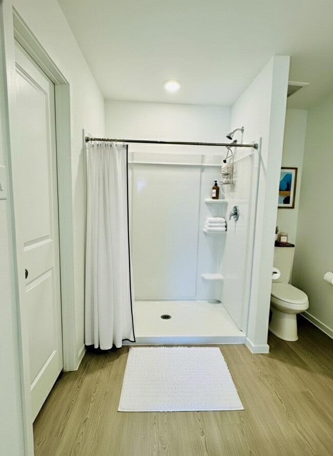 Building Photo - 28723 Bottom Grass Trl