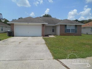 Building Photo - 208 Darrah Cir