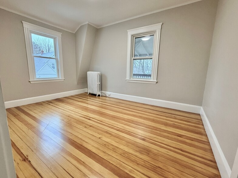 Bedroom 1 - 89 Glendower Rd