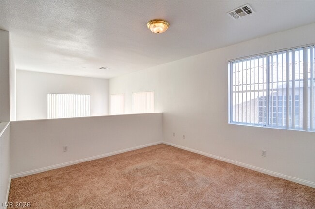 Building Photo - 6180 Bridgeport Hills Ave