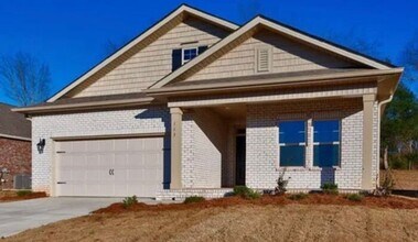 Building Photo - Coming in May with a FENCED YARD