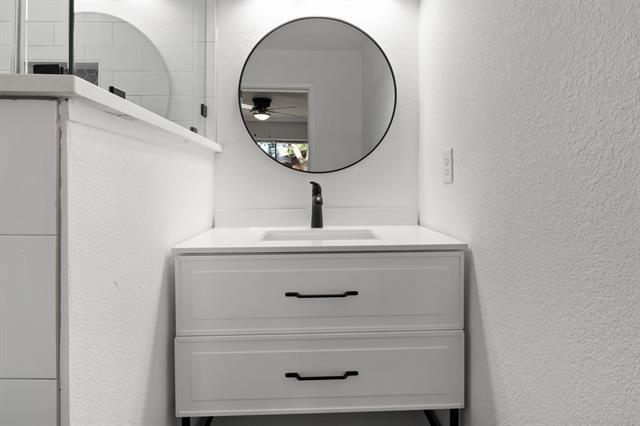 Building Photo - 3620 Wayland Dr