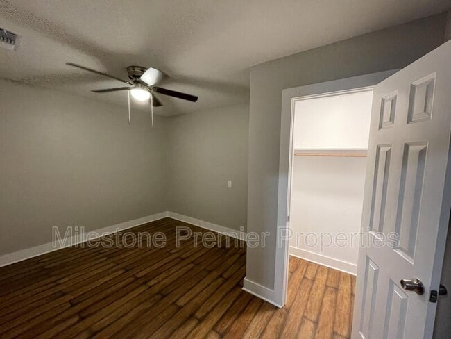 Building Photo - 721 W Monterey St