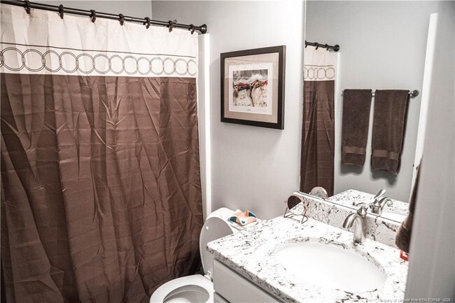 Building Photo - 919 Carolina Ave