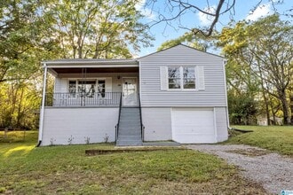 Building Photo - 932 5 Mile Rd