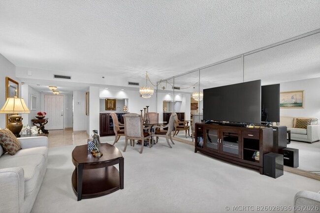 Building Photo - 3420 S Ocean Blvd