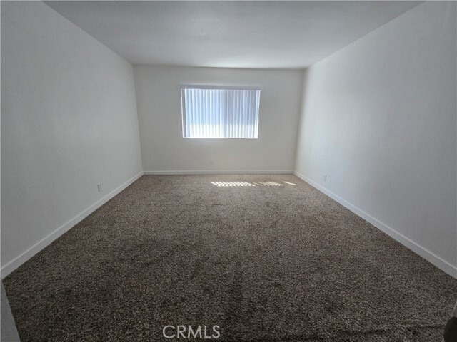 Building Photo - 2650 E Park Ln