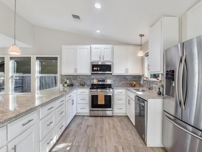 Building Photo - 10310 Bilbrook Pl