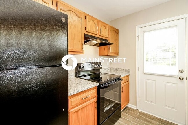 Building Photo - 3 Bedroom Pet-Friendly Home in Winston-Sal...