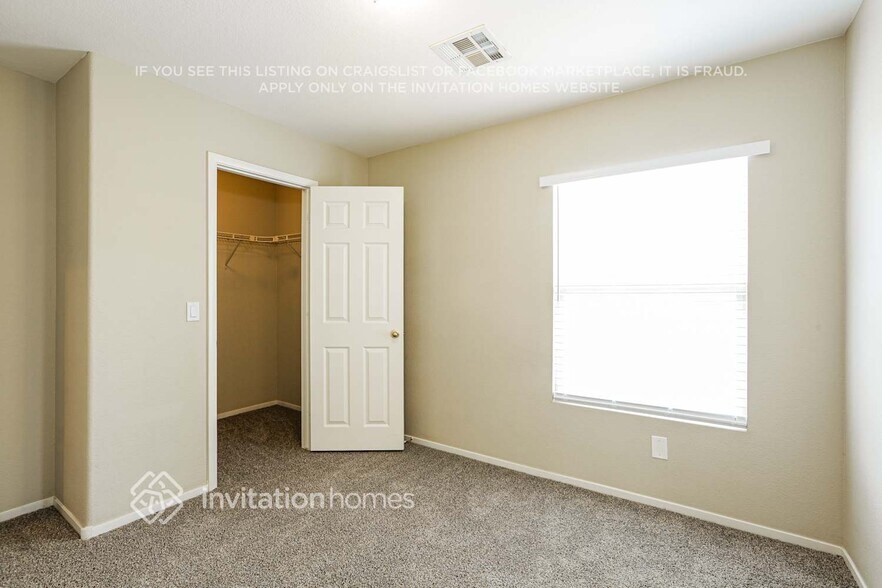 Building Photo - 7654 Glorietta Bay Ct