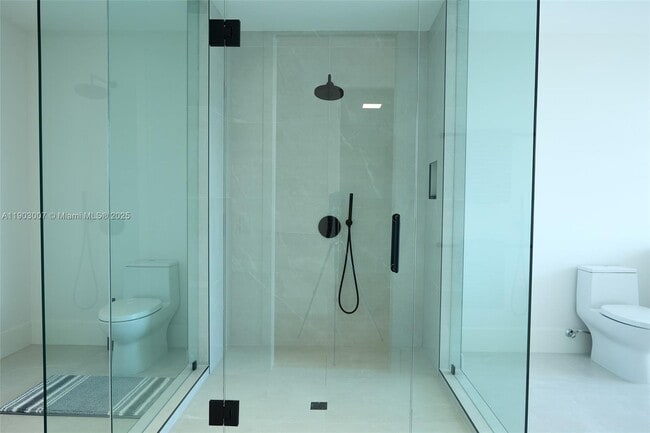 Building Photo - 160 Isle of Venice Dr