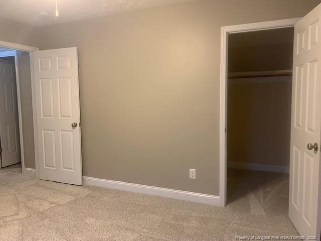 Building Photo - 670 Amberdale Cir W
