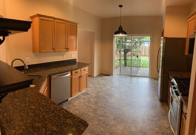 Building Photo - $3,300 - Two-Story Home with Three Bedrooms, 2.5 Bathrooms, and a Bonus Room