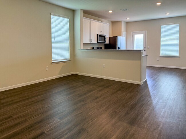 Building Photo - 6406 Franklin View Ln