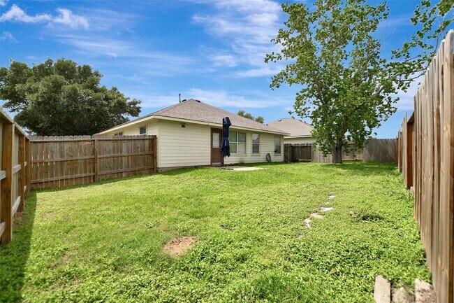 Building Photo - 19702 Byron Meadows Dr