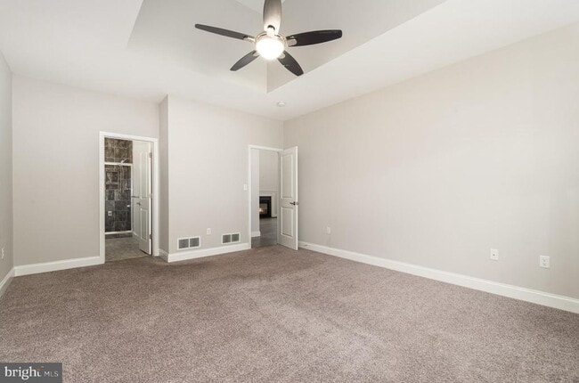 Building Photo - 45 Danbury Dr
