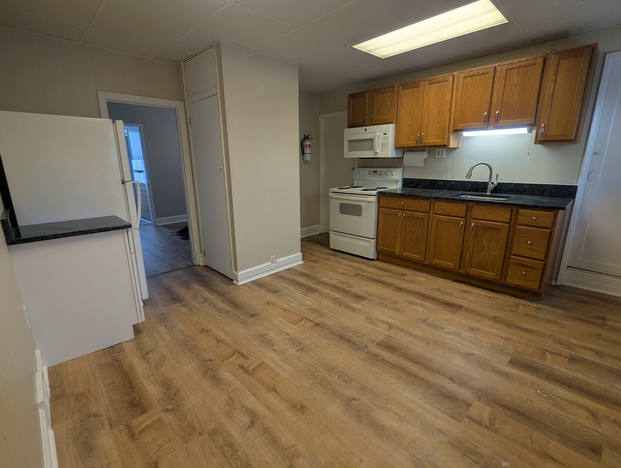 Building Photo - 16 Beloit Ave