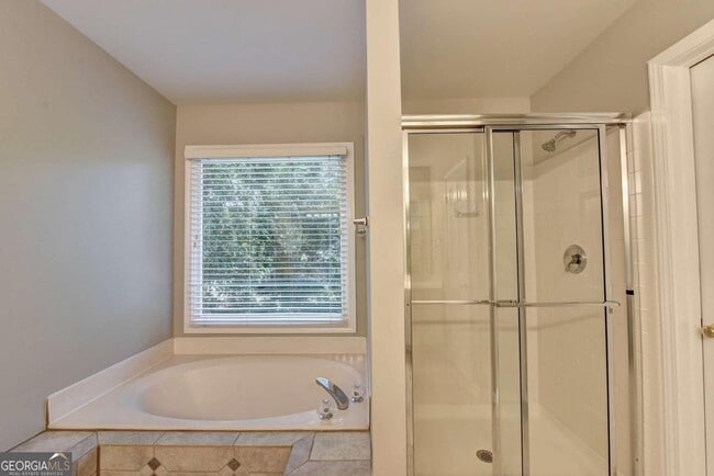Building Photo - 7470 Brookwood Way