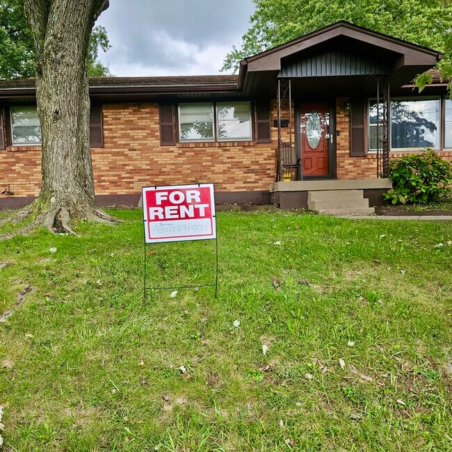 Building Photo - 4403 Estate Dr